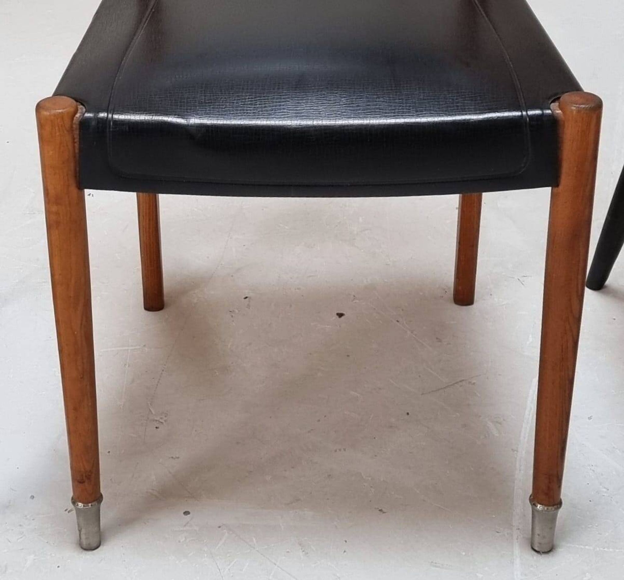 Chaises du milieu du siècle