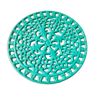 Water green cast iron underside