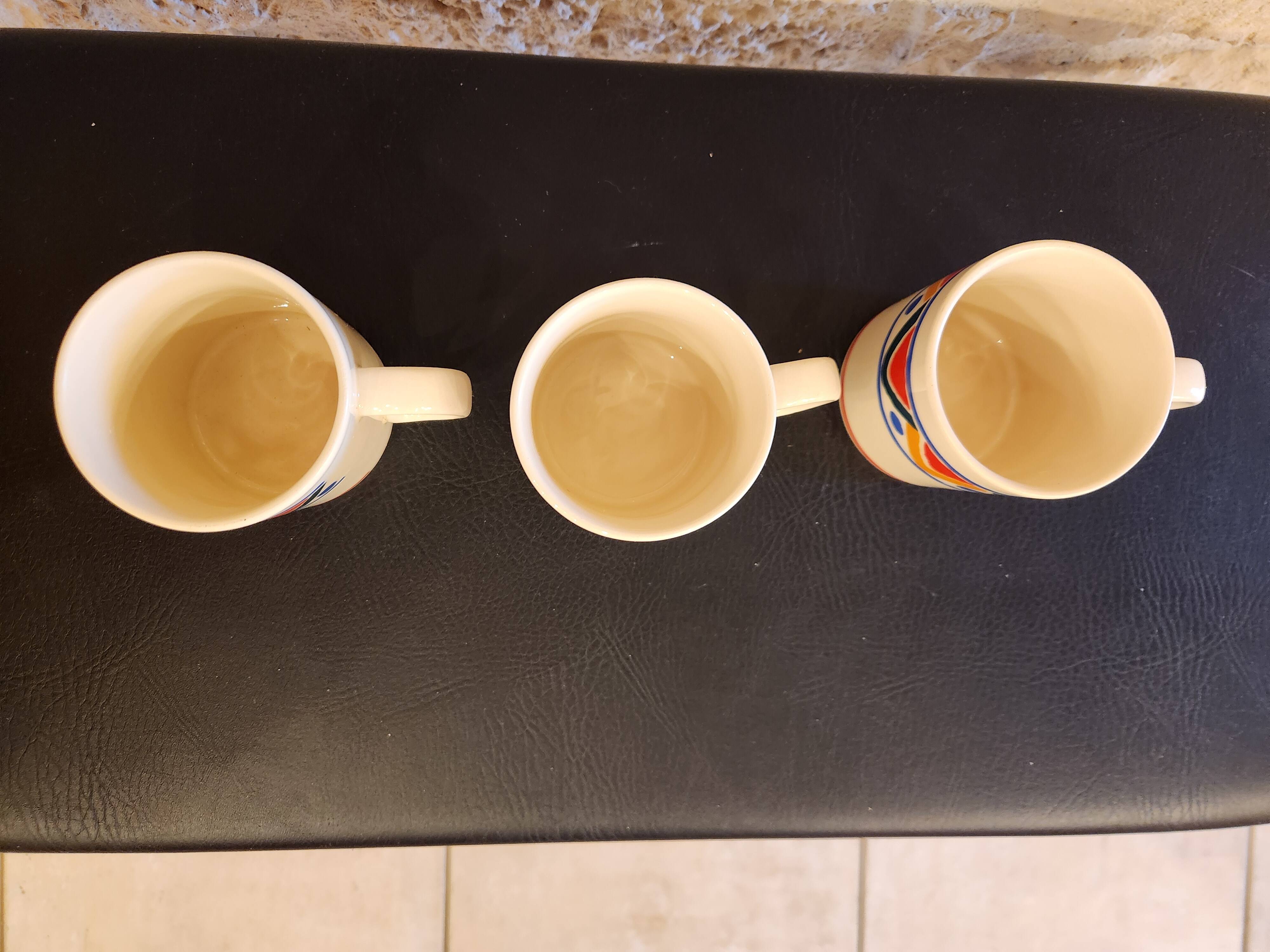 Set of 3 Mobil ceramic mugs