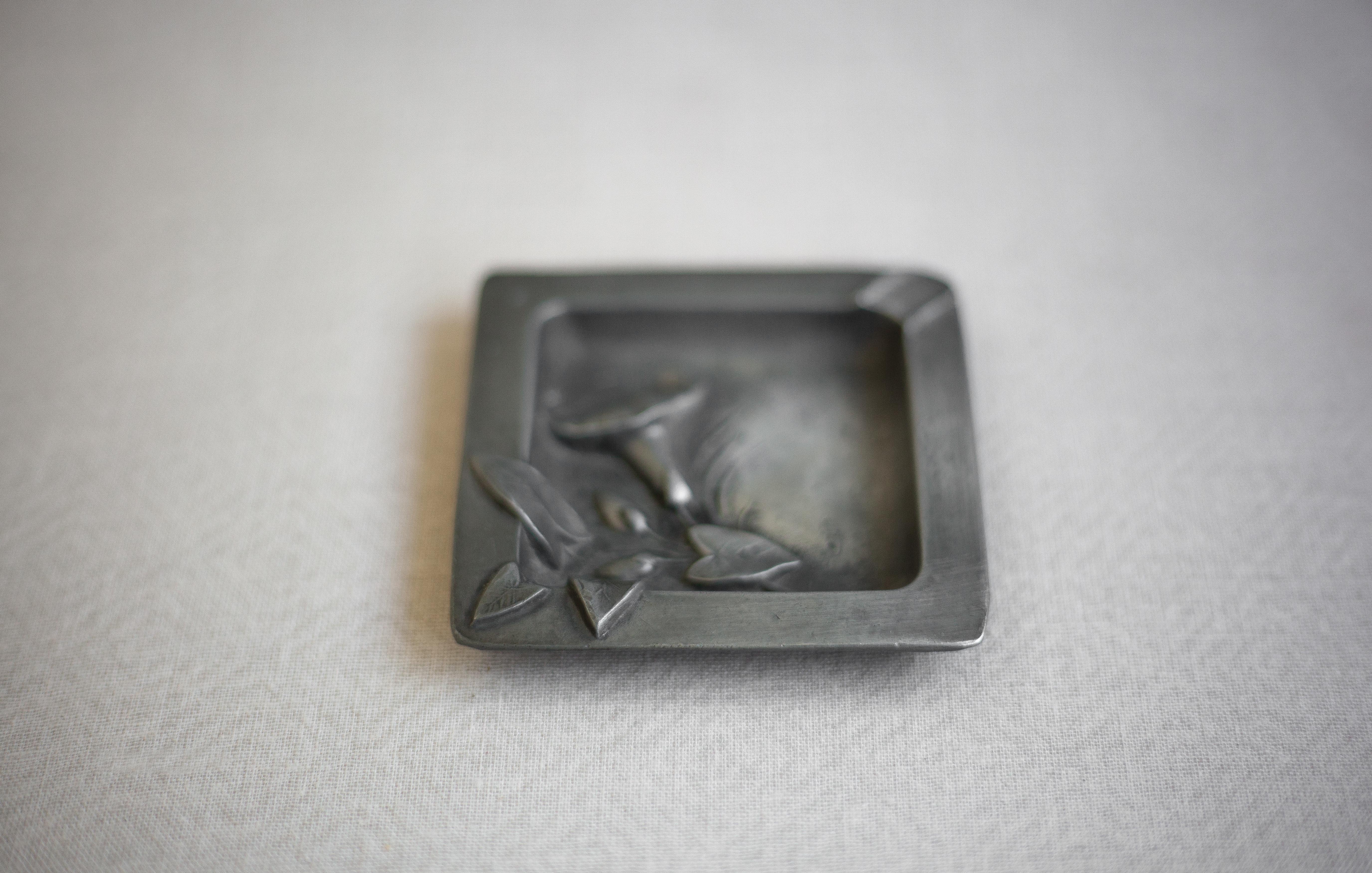 30501 Cendrier en étain verre 14cm – Boutique La Chouette