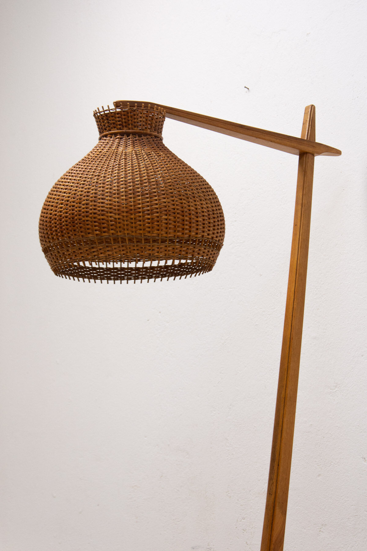 Mid century single floor lamp from Krasna Jizba, 1950´s, Czechoslovakia