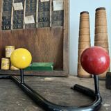 Wall coat rack with 4 wooden balls