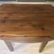 Extendable oval dining table
