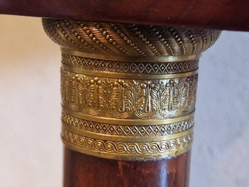 Empire period guéridon table in mahogany veneer and green marble 1830
