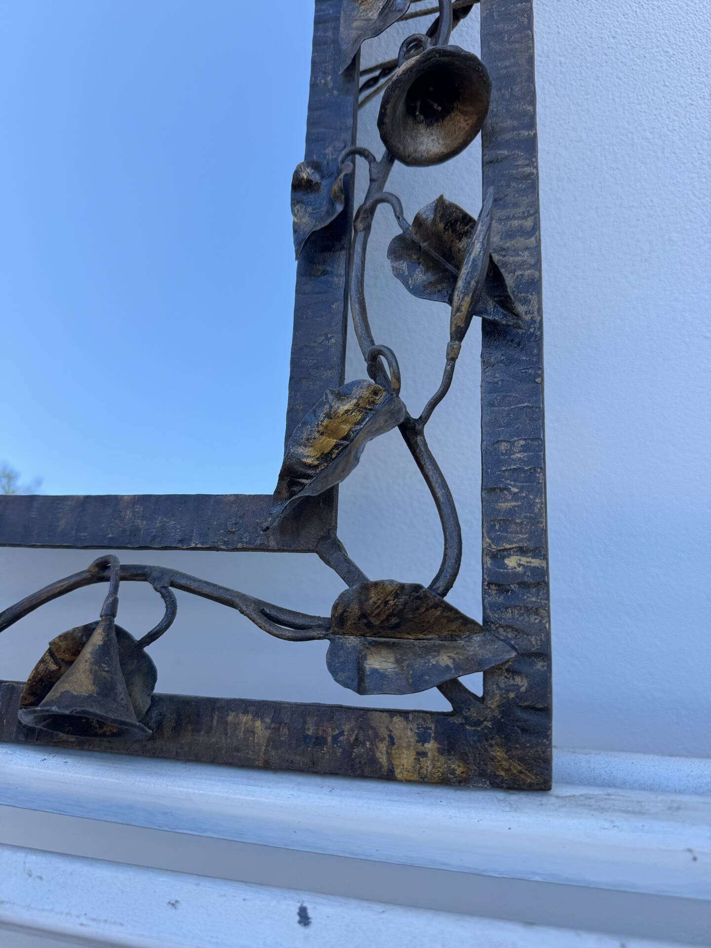 Wrought iron mirror with ivy Art Deco