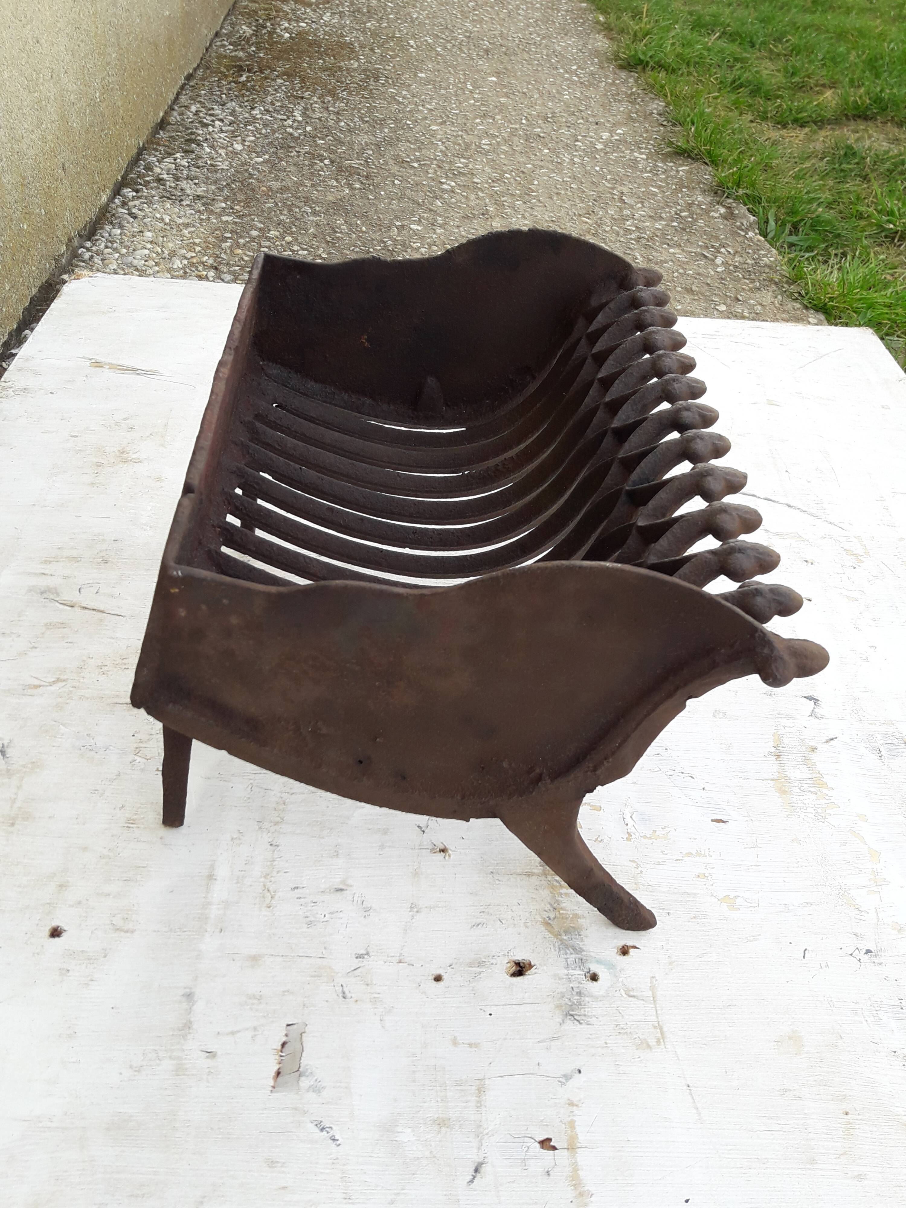 Foyer grille de cheminée  en fonte pour bûches L 38 cm