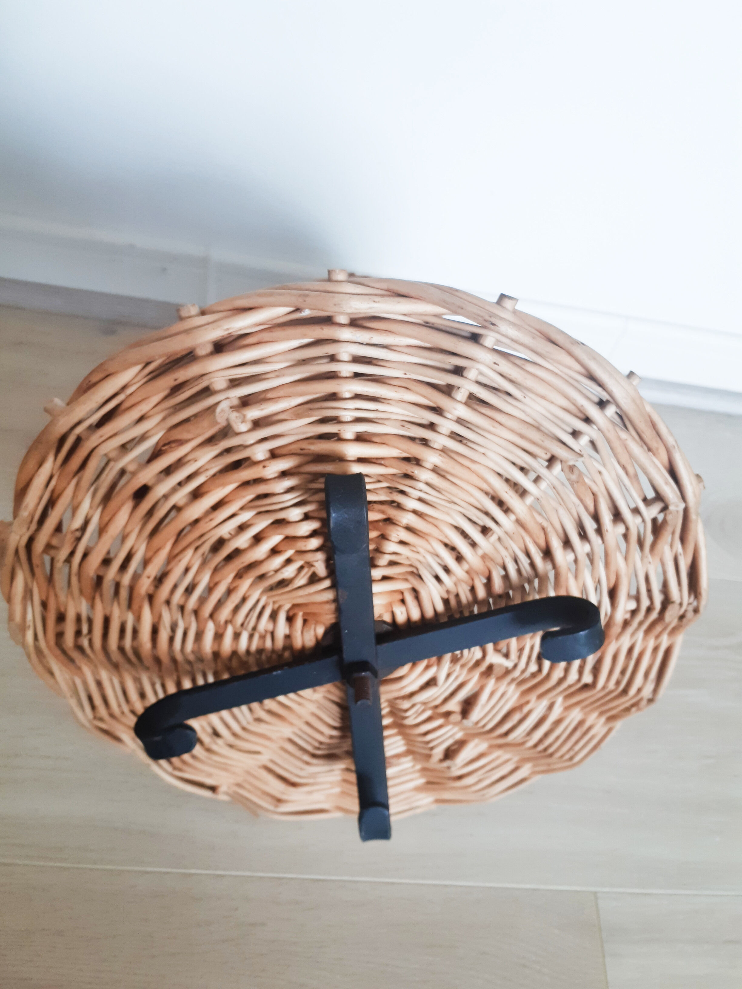 Rattan fruit or cheese holder, vintage, 50s