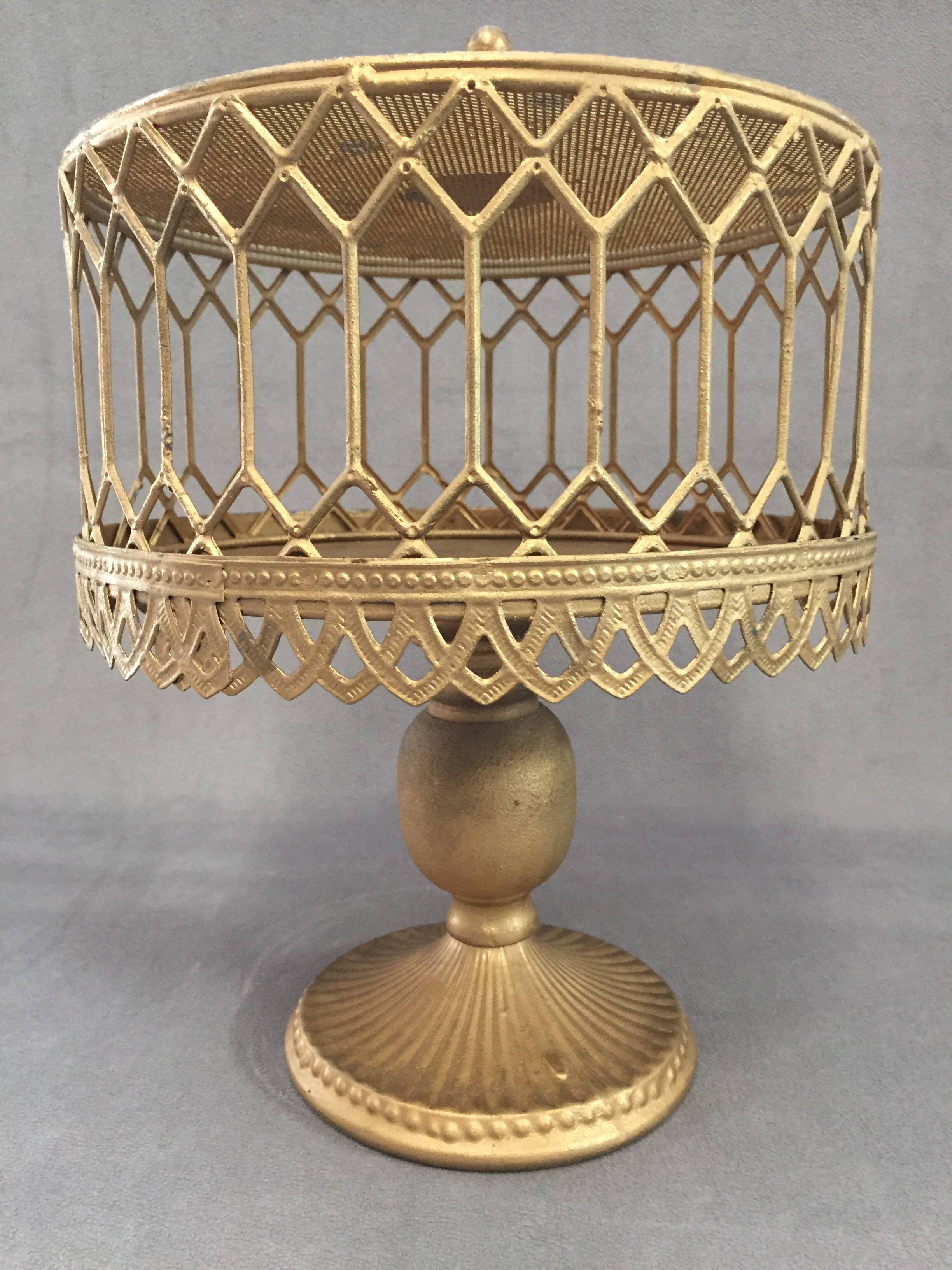 Servant Display Cake Stand Cake Sandwich Candy Bar Gold Metal