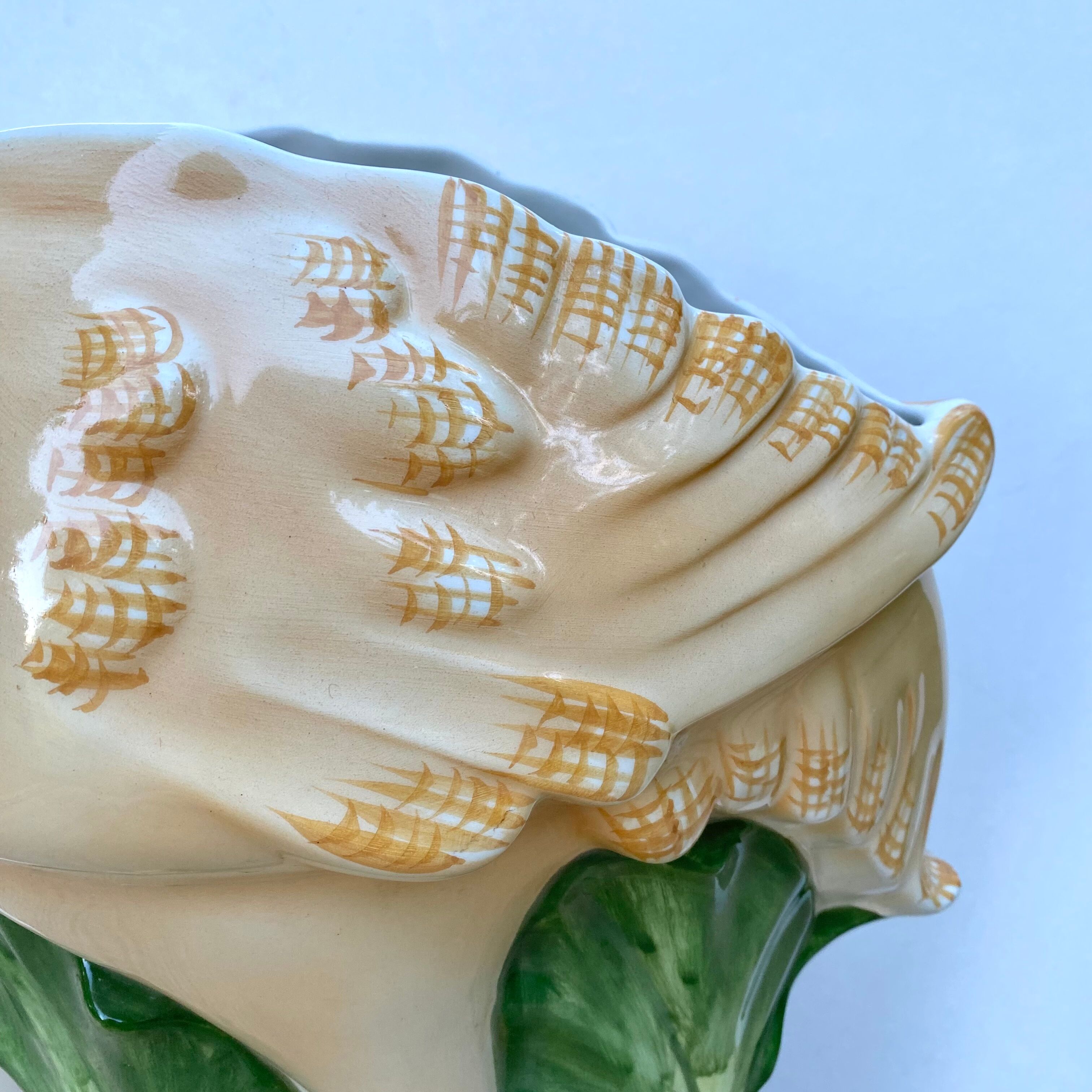 Umbrella door in bird slurry