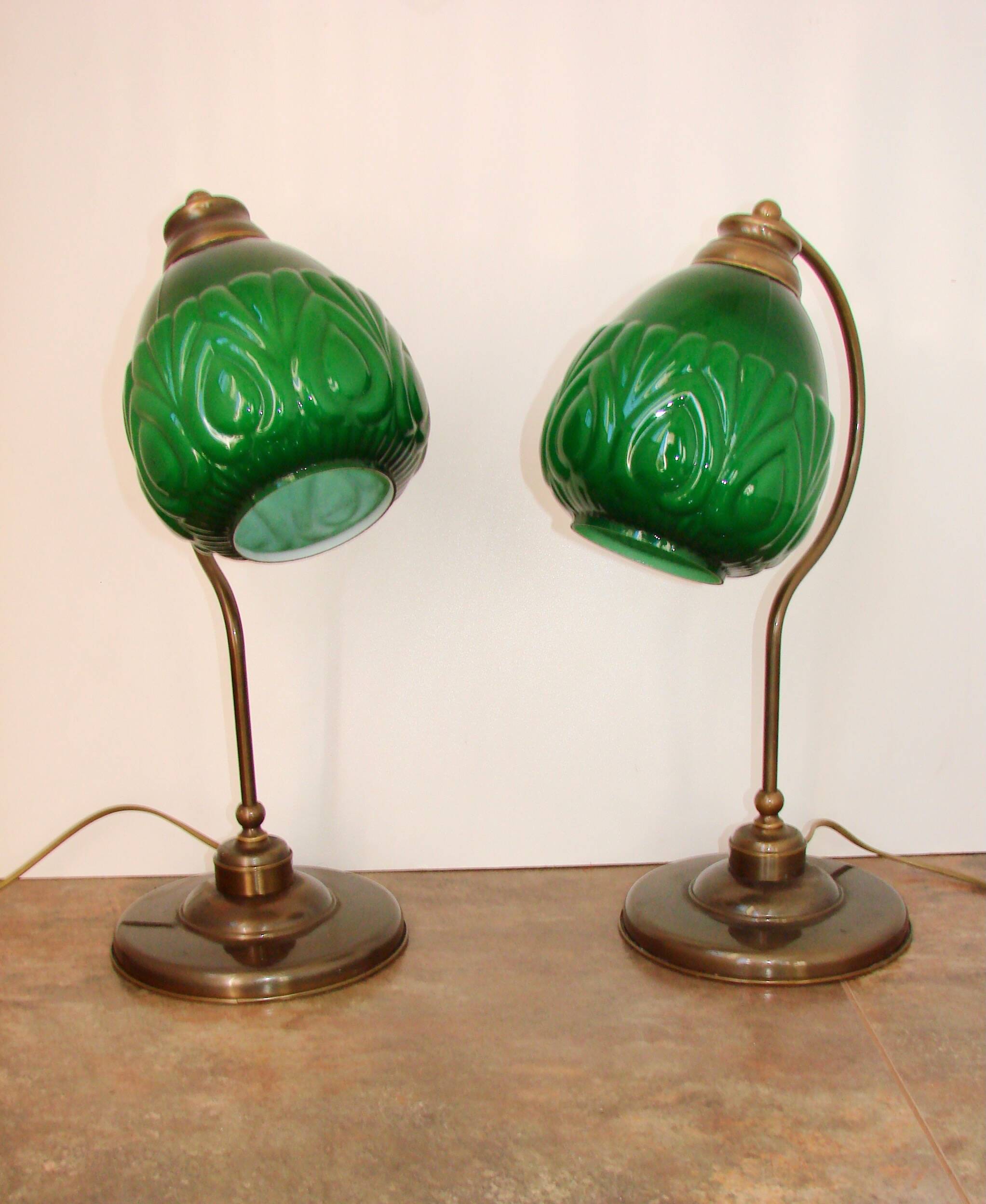 A pair of modern 1980s table lamps, brass and glass, E27, height 48 cm