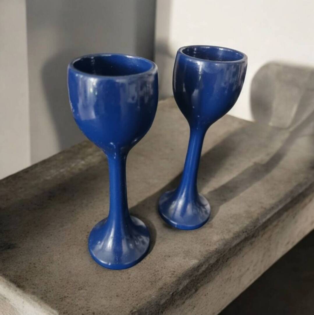 Set of 4 wooden egg cups