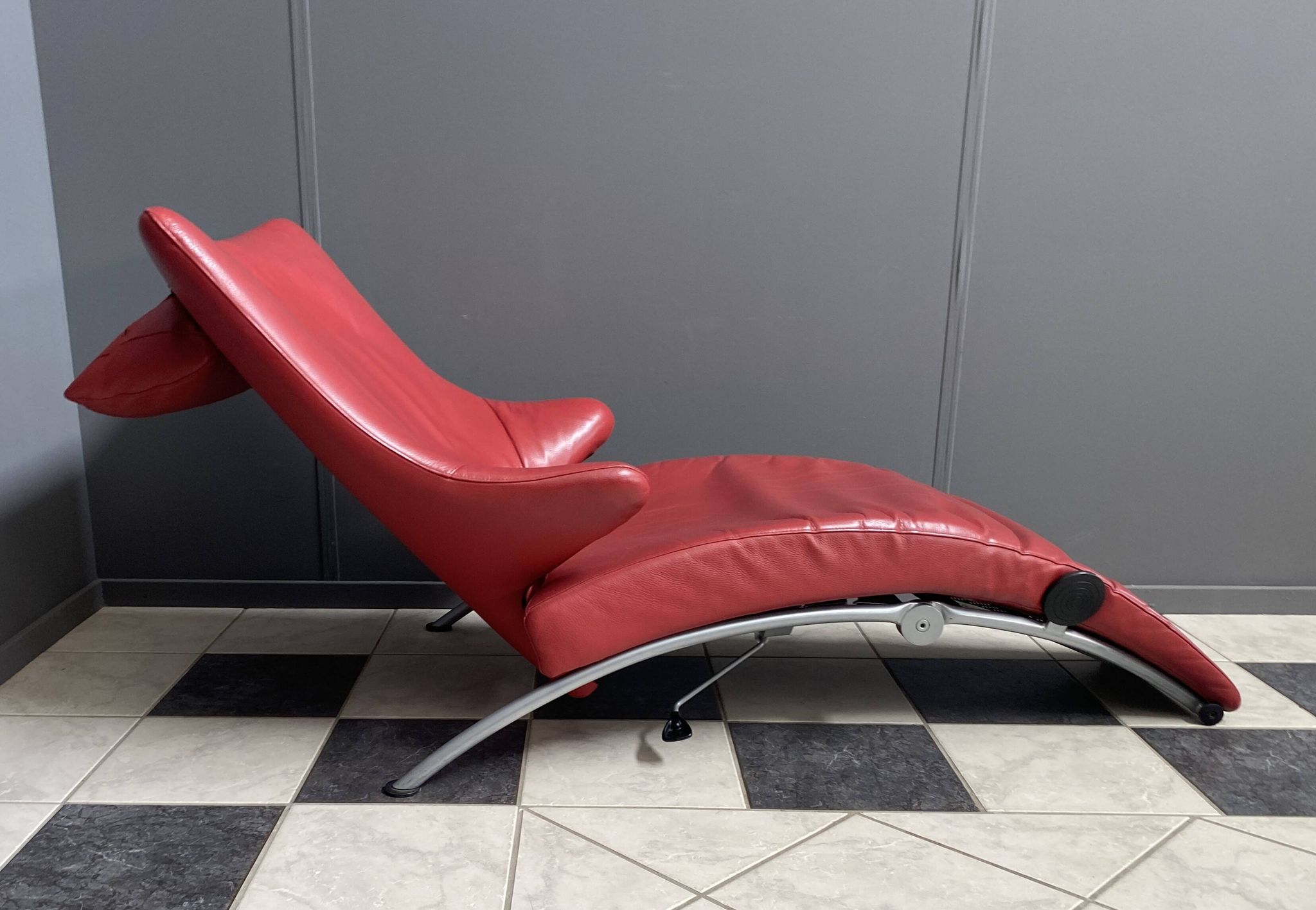 Foldable red relax chair by Stefan Heiliger model Solo 699 for WK Wohnen