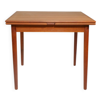 Extendable Danish Design table teak dining table 60s vintage