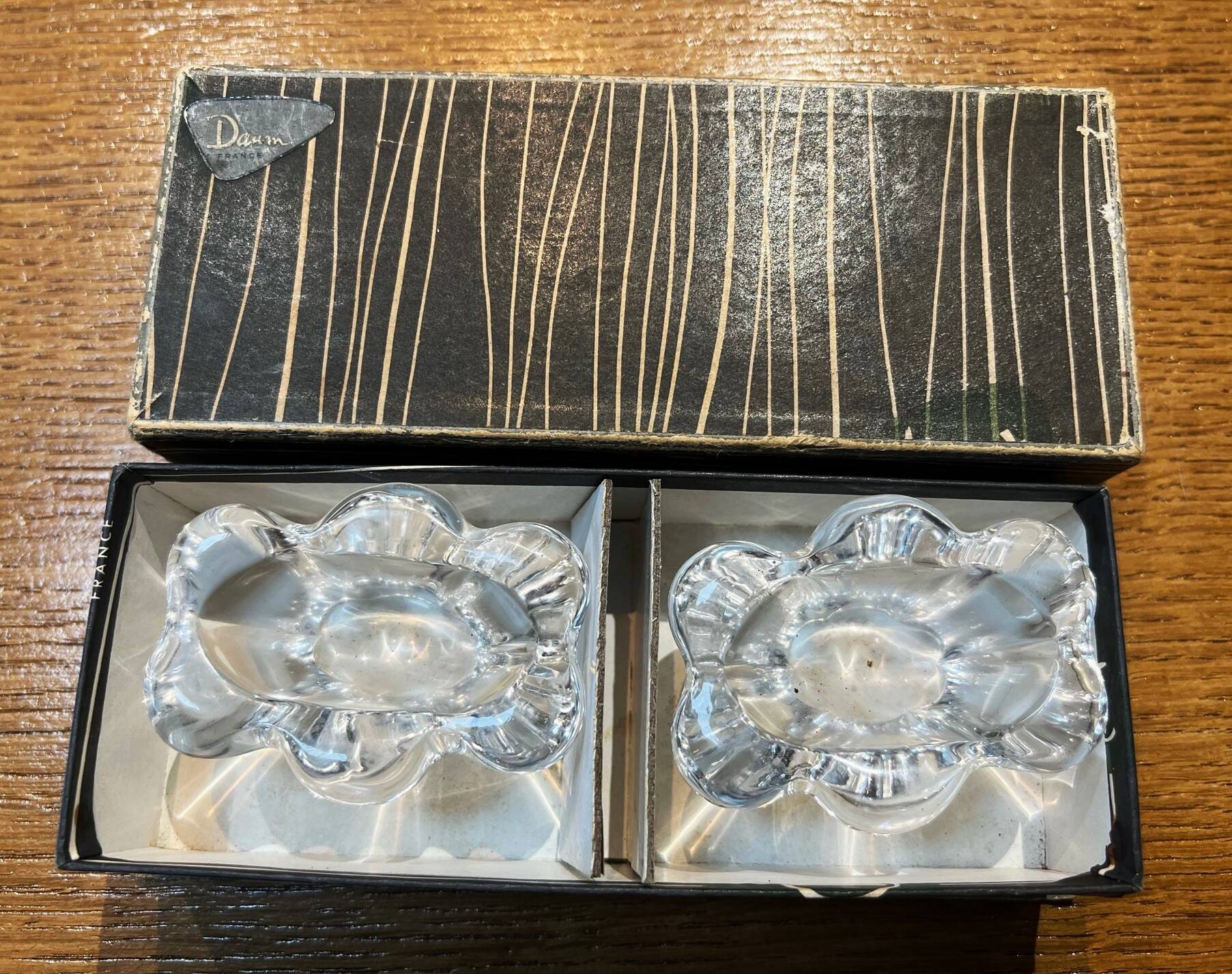2 crystal salt cellars signed Daum, vintage 1960s.