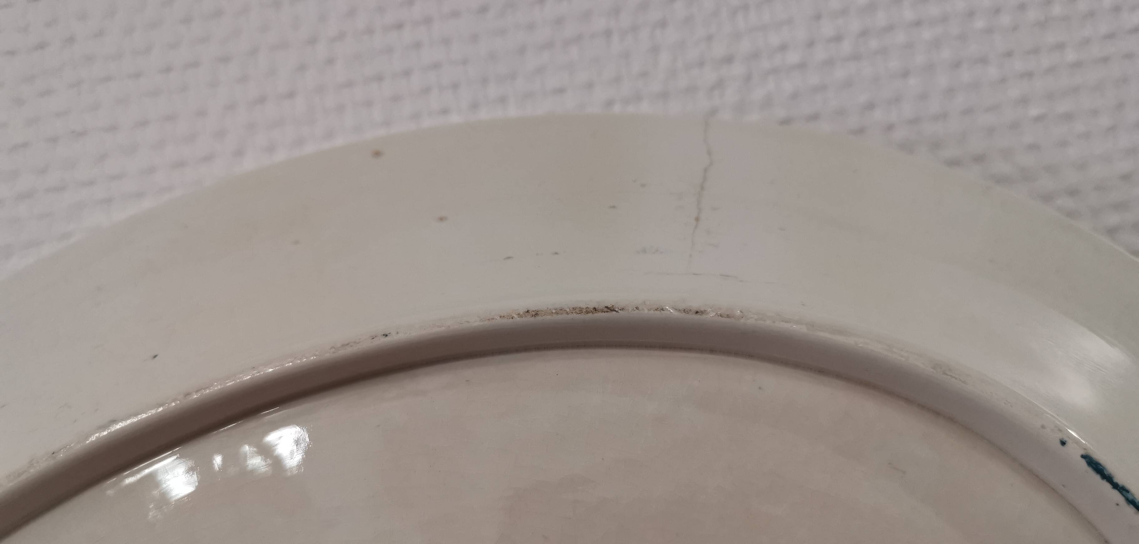 Old oval dish Manufacture Impériale et royale Belgium model Nimy