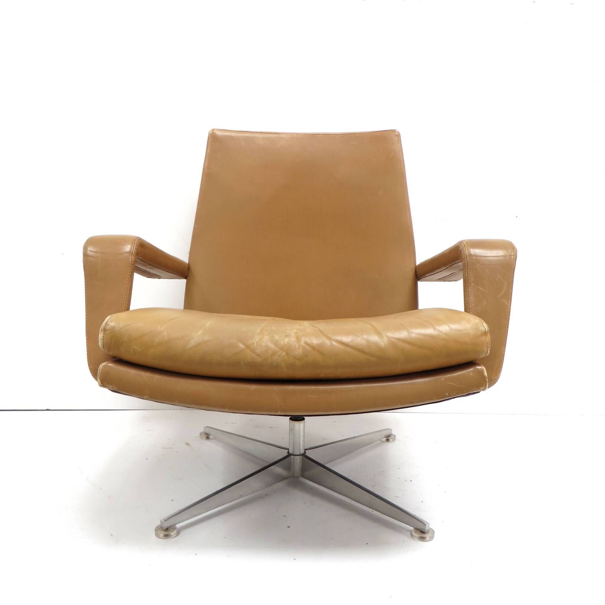Vintage swivel chair designed by Hans Kaufeld in the 60s
