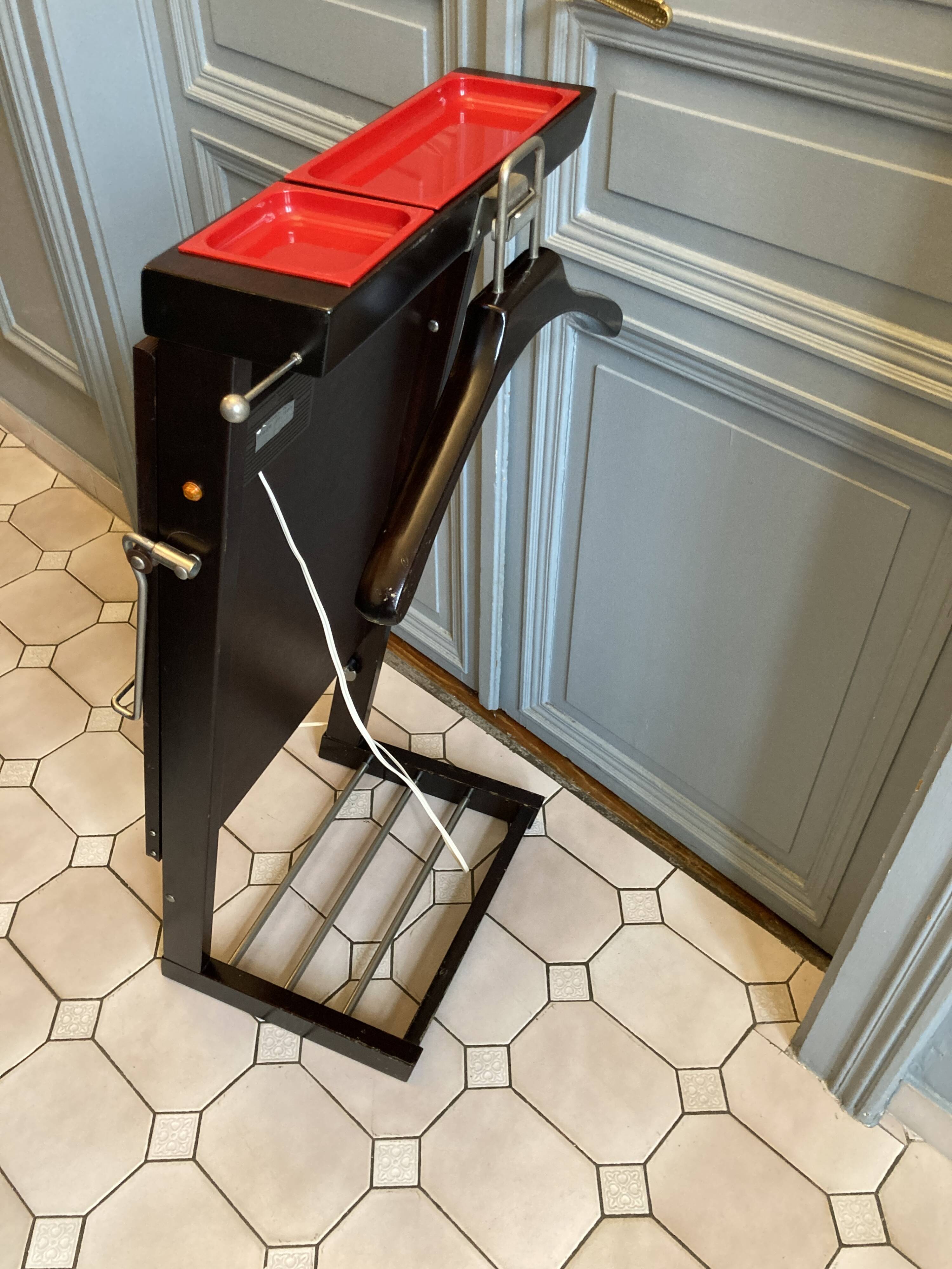 Valet Moderniste 1950  Fratelli reguitti