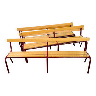 Lot de 5 bancs d’école bois clair et acier rouge année 80