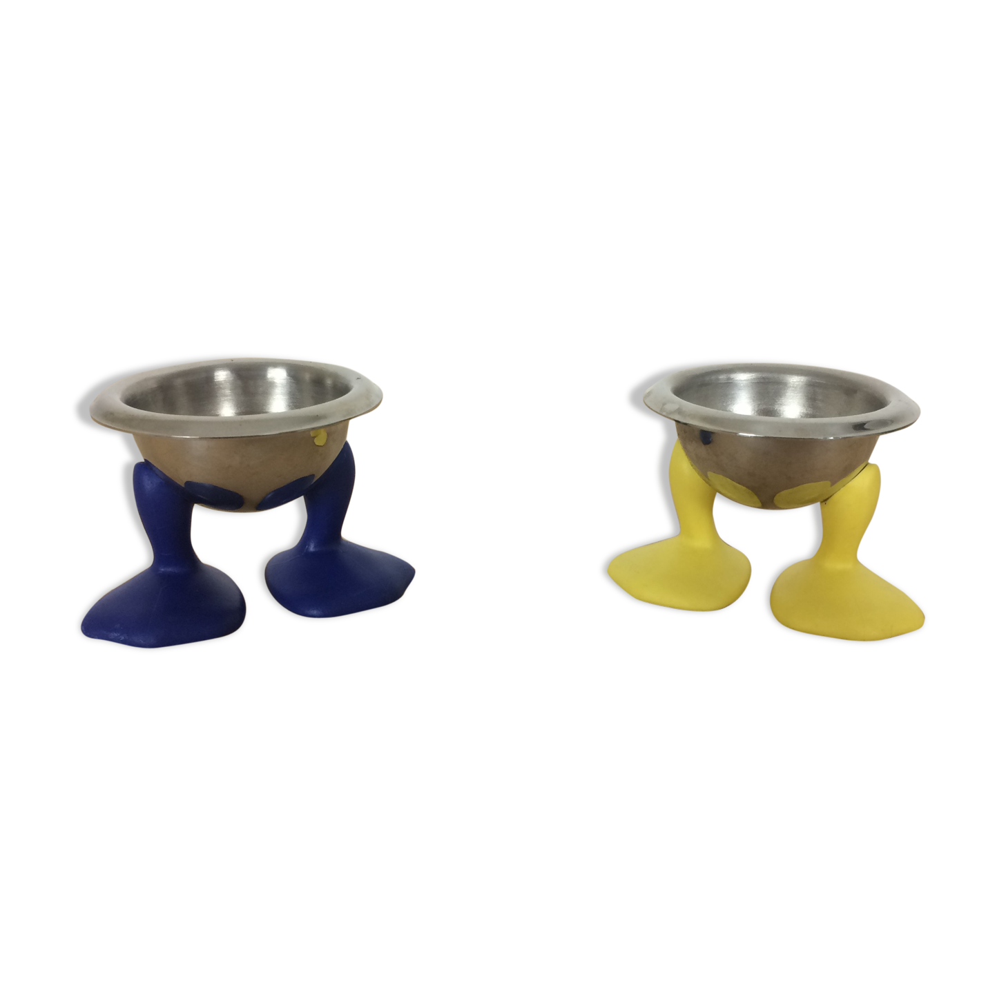 Pair of duck-footed cockroaches