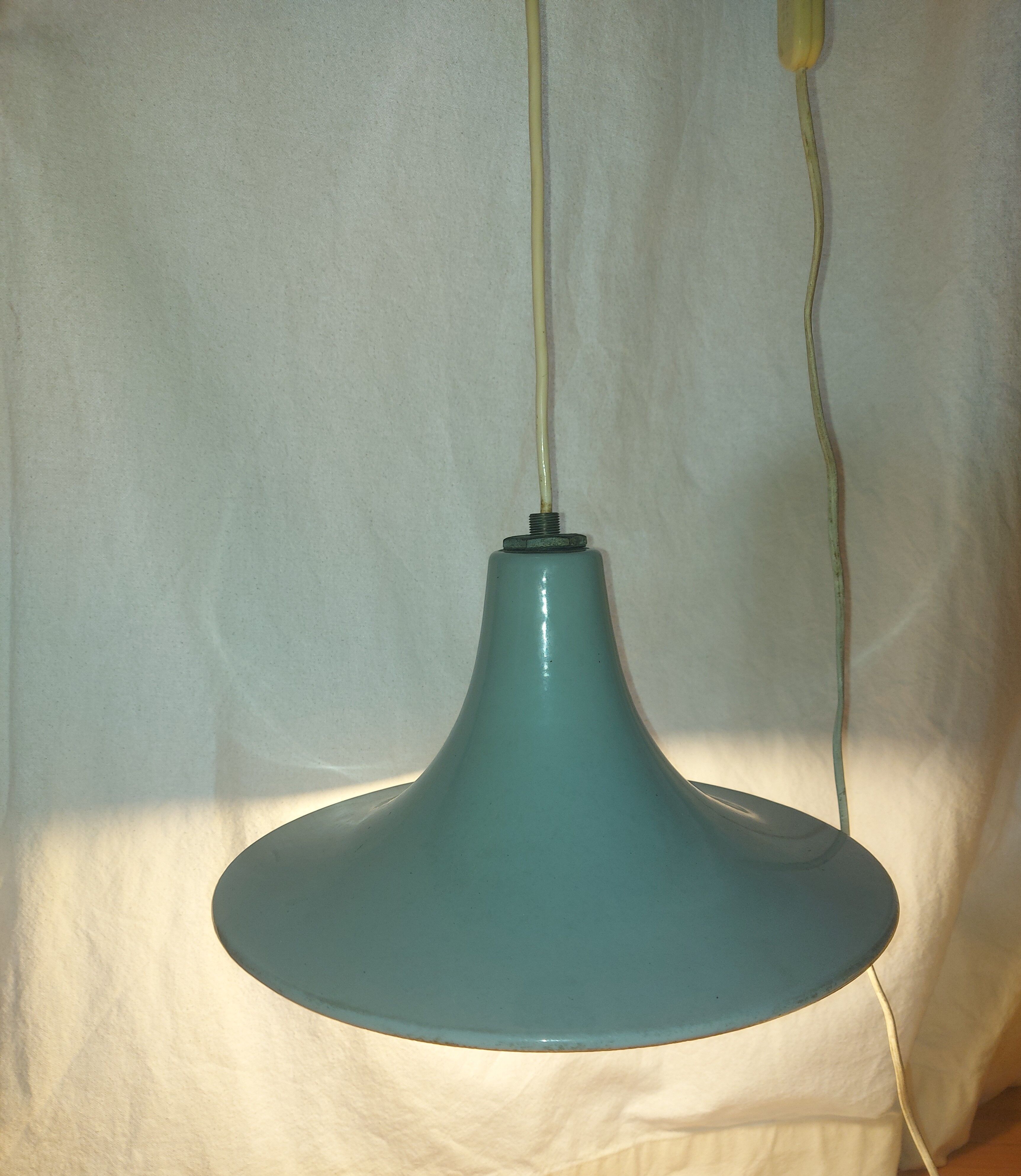 Industrial enamel hanging lamp