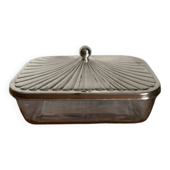 Butter dish