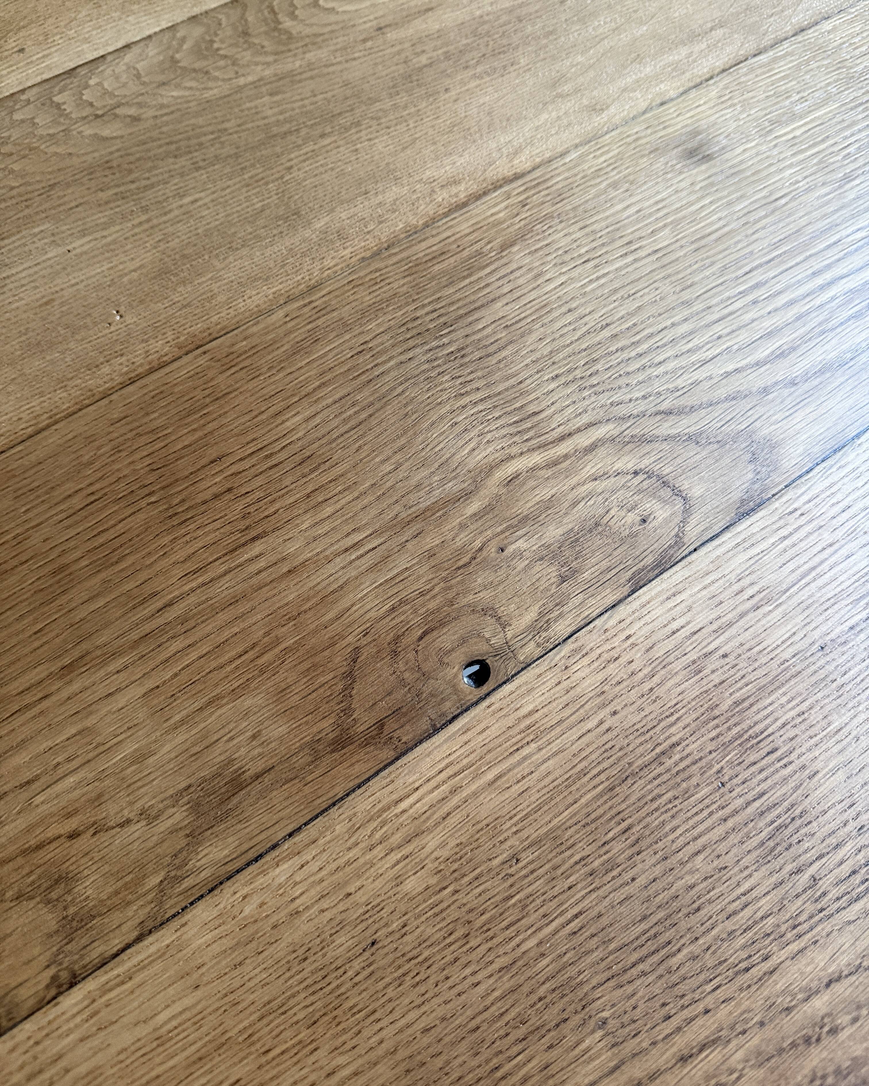 Art Deco table in solid oak (renovated)