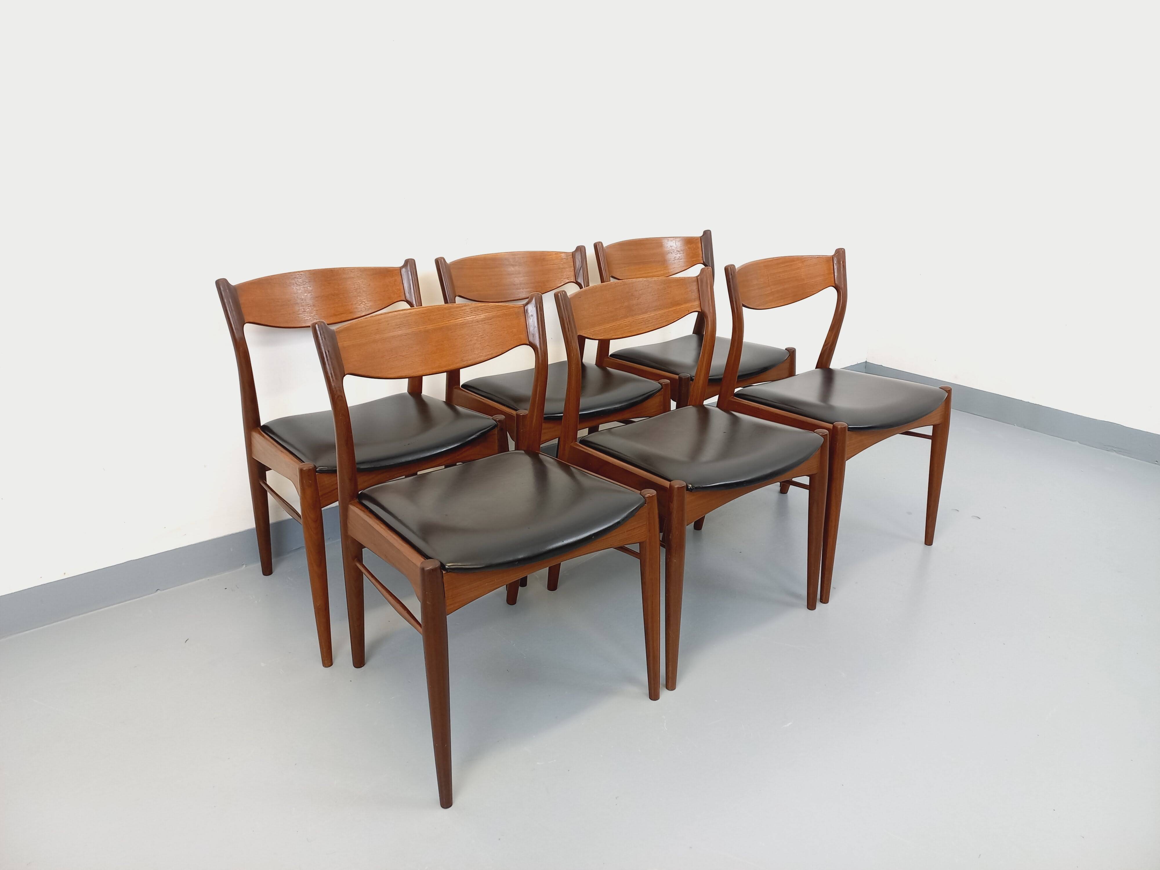 6 vintage Danish Scandinavian chairs by Aerthoj Jensen & Molholm in teak.