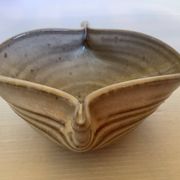 Ceramic pinch ring holder tray