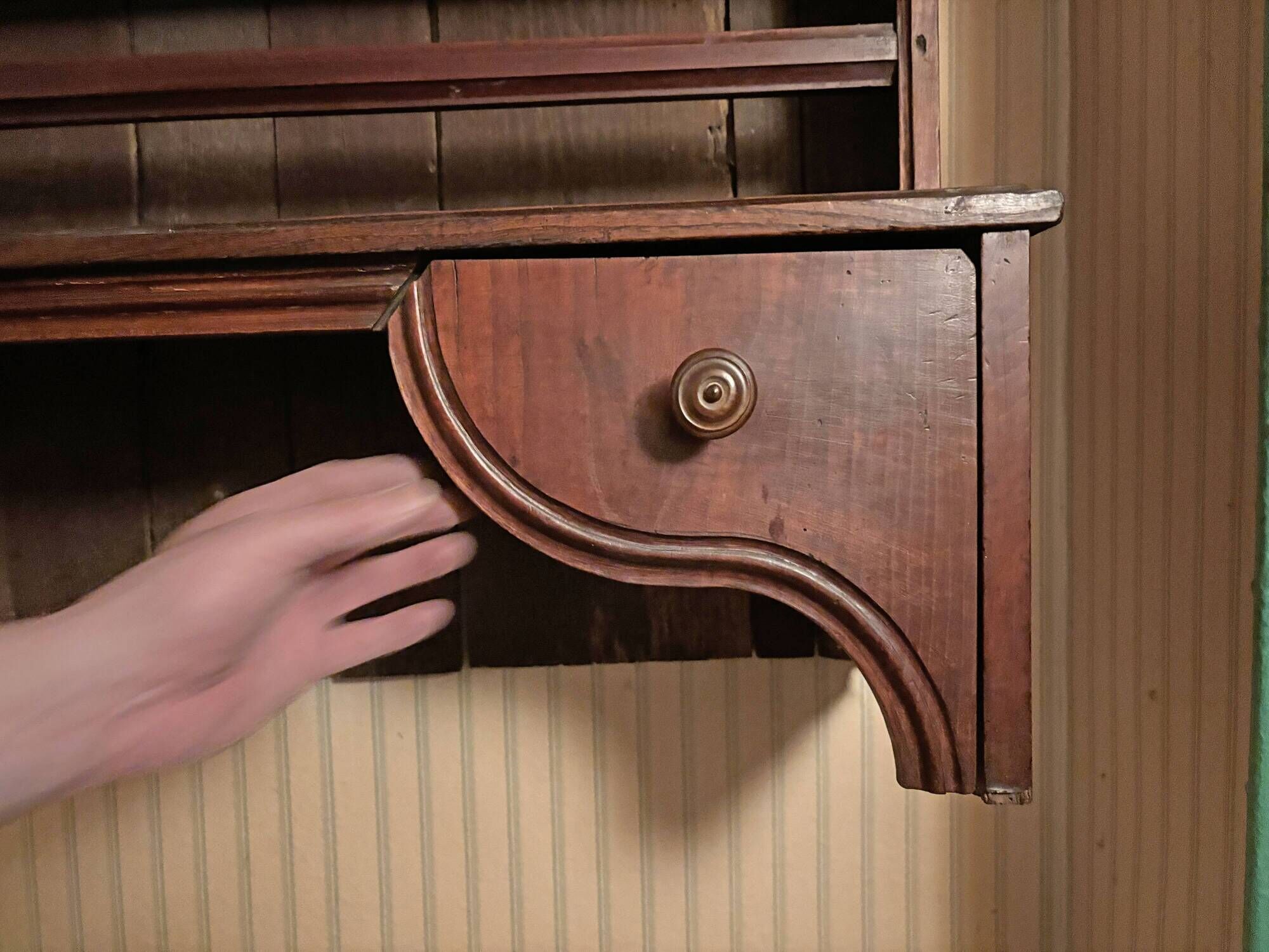 Wall-mounted cabinet with drawers from the 19th century, very beautiful patina.