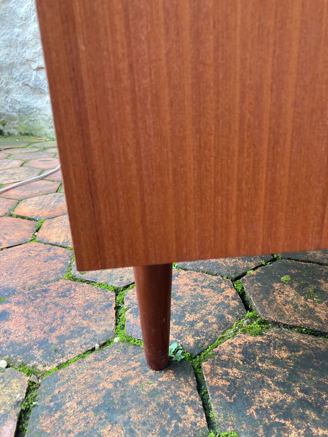 Vintage 1960s chest of drawers