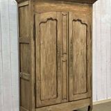 19th century raw chestnut country wardrobe