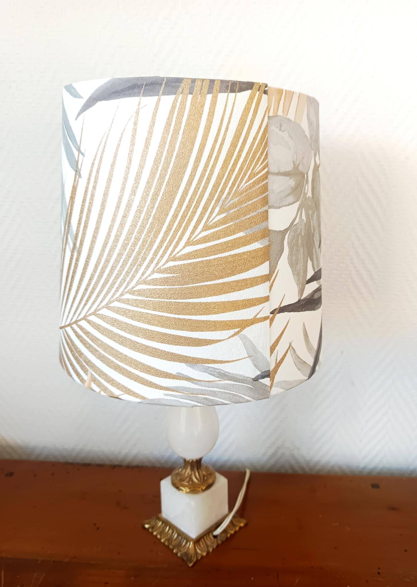 Alabaster and gilt bronze lamp