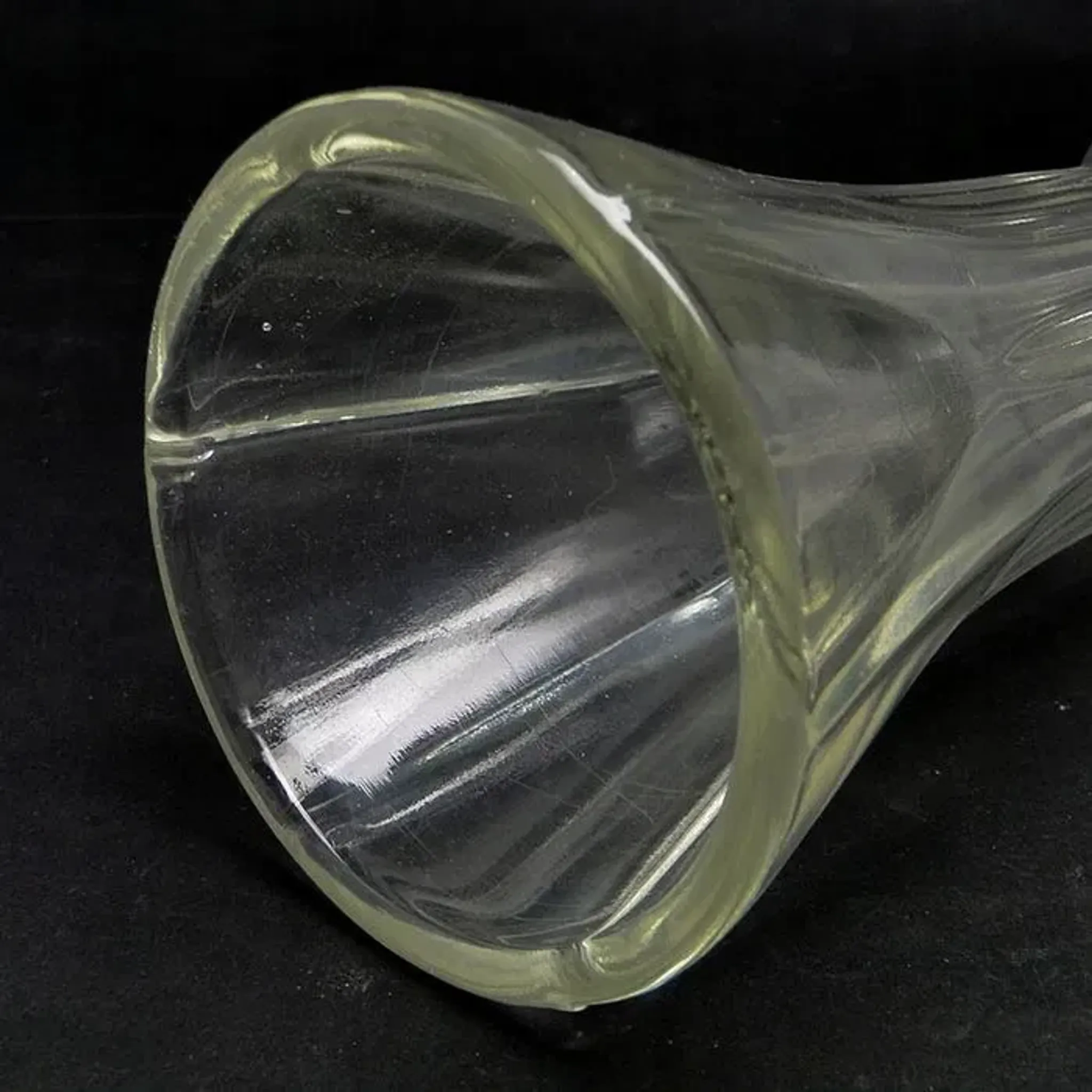 D9Y Krosno Art Deco Vase Cat No 733
