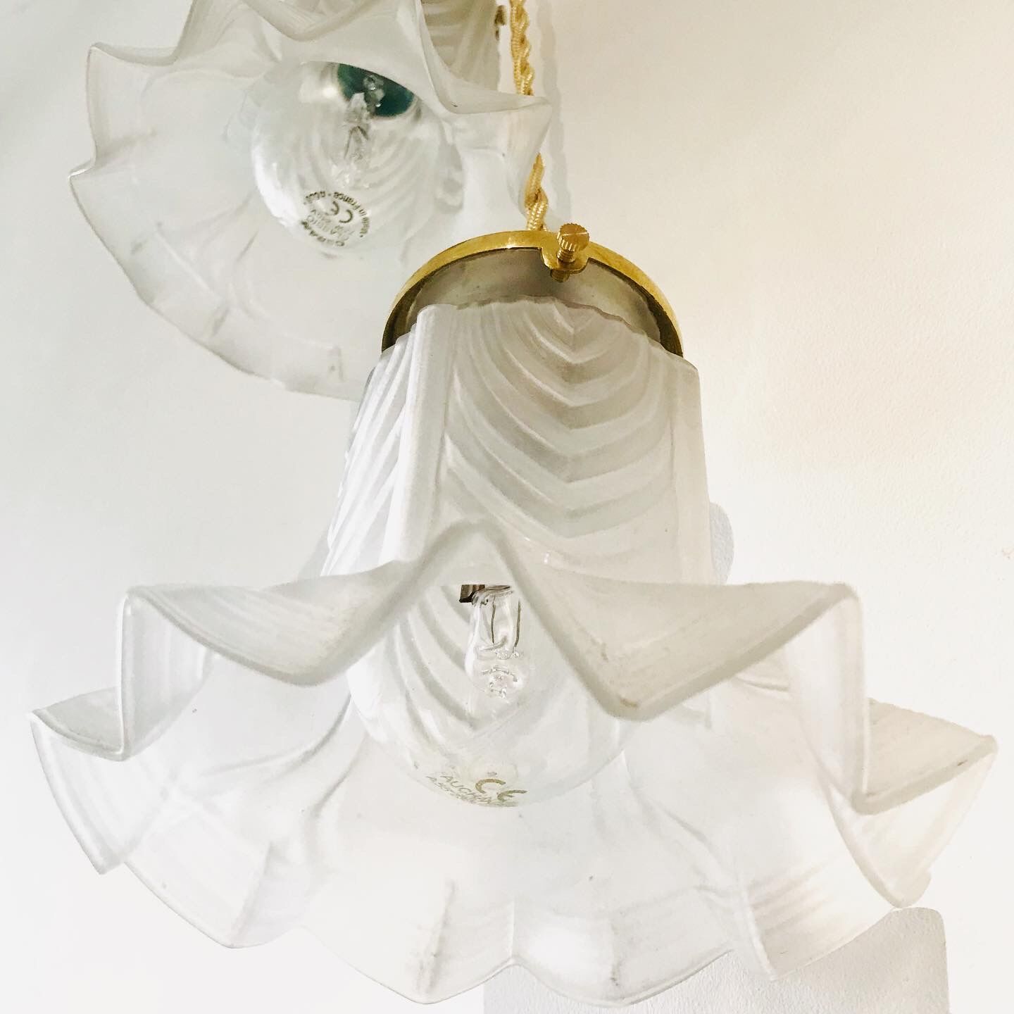 Lot of two art deco hanging lamps