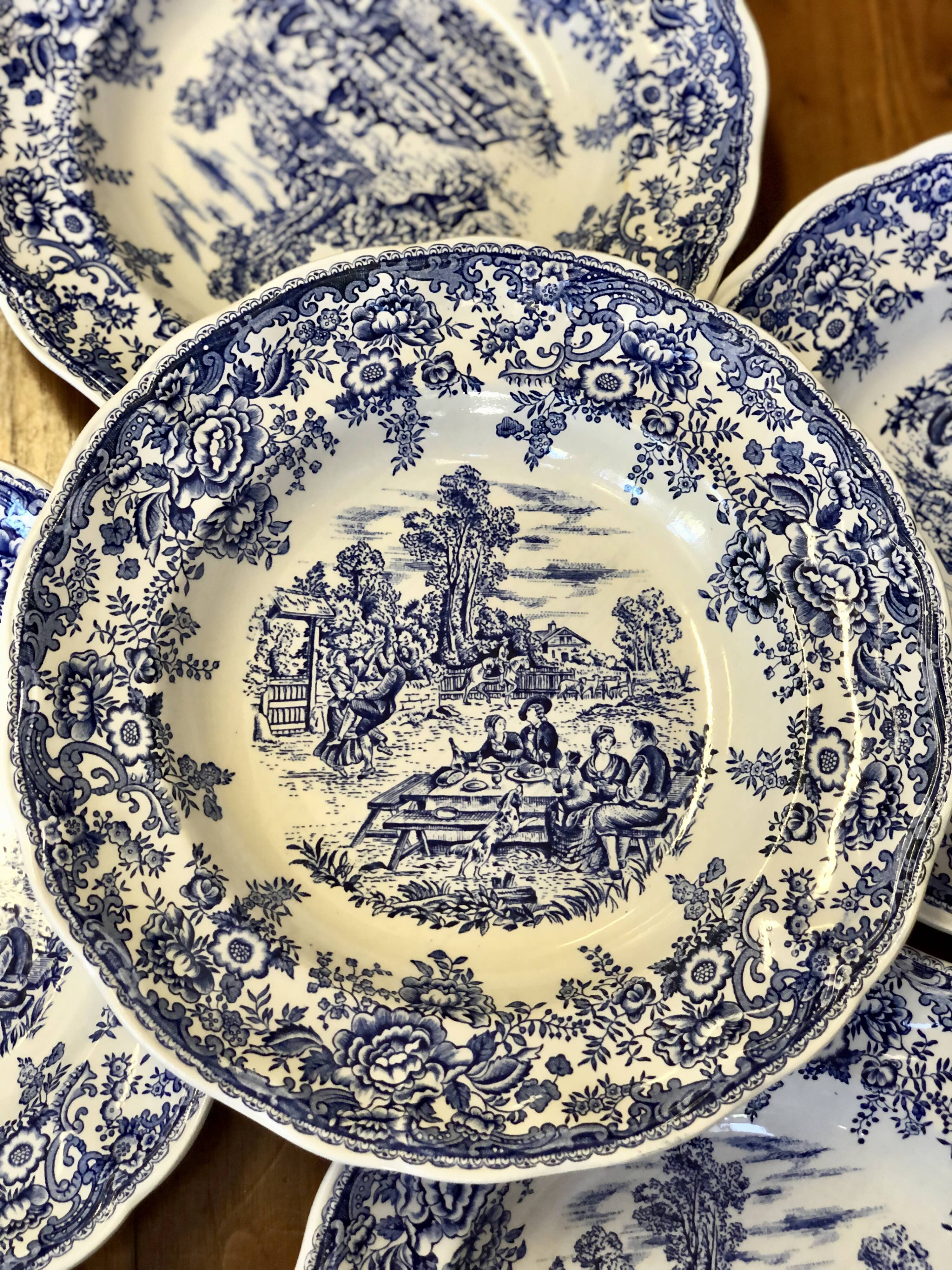 Set of 7 blue Lunéville & KG plates