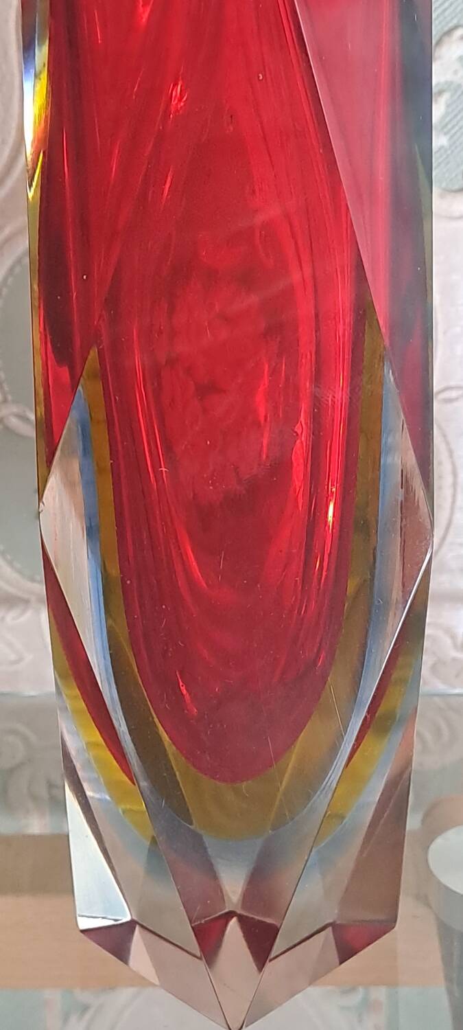 Murano sommerso diamond vase very good condition 21cm old vintage glass