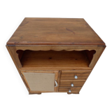 Meuble art déco offrant de nombreux rangements