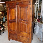 Armoire 2 portes transition du xviii ème siecle
