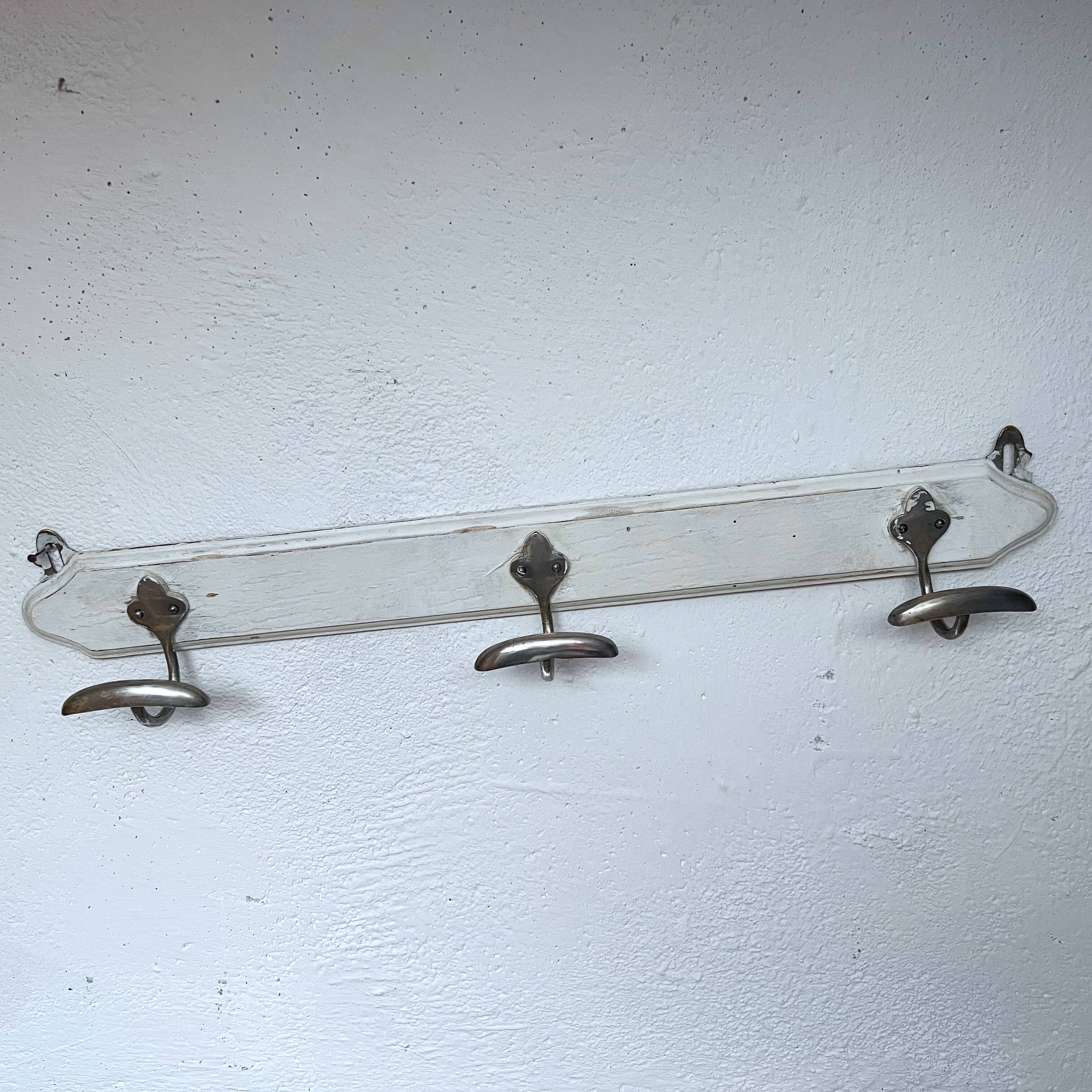 Wall coat rack 3 hooks