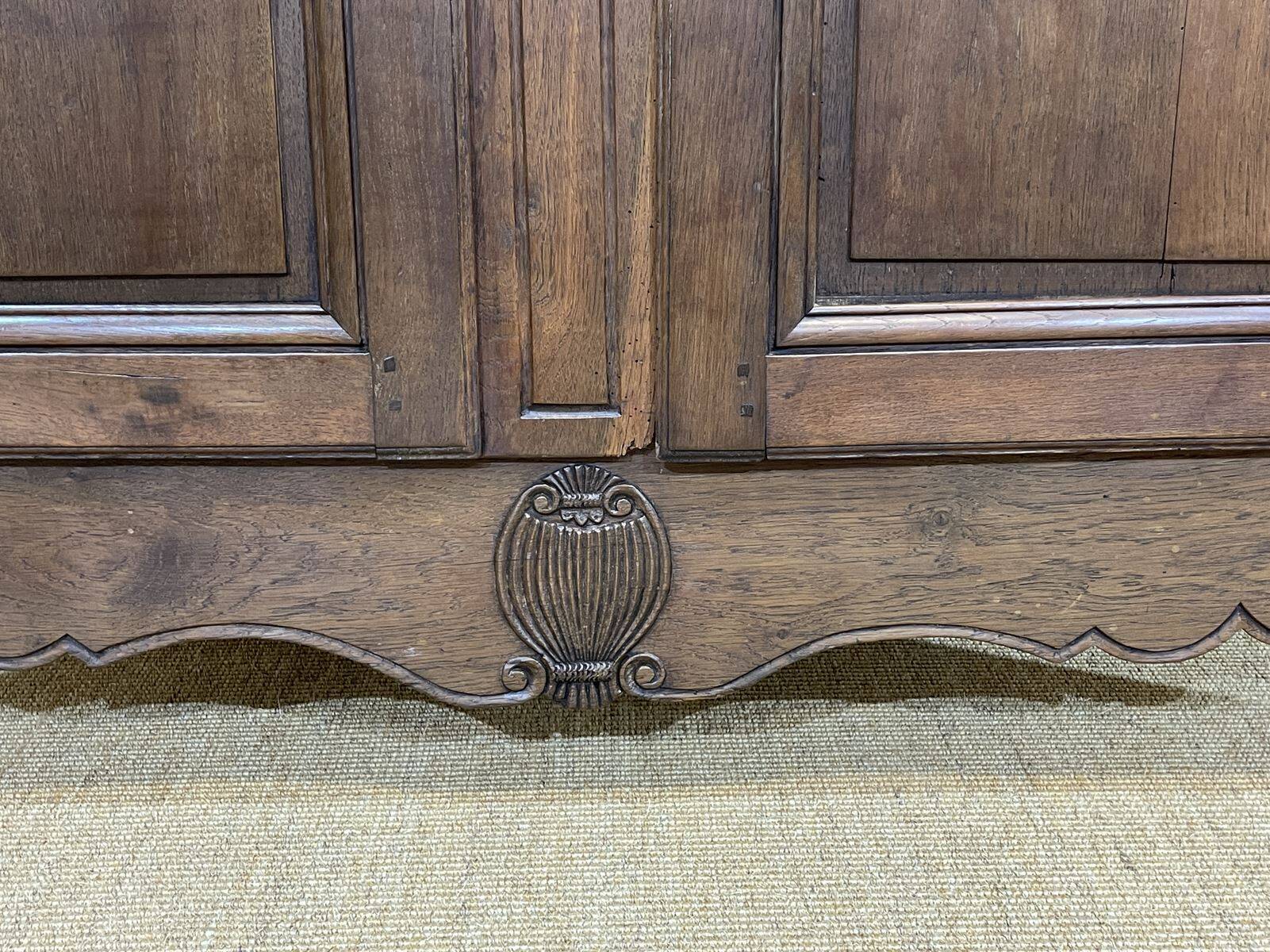 18th-century oak wardrobe front