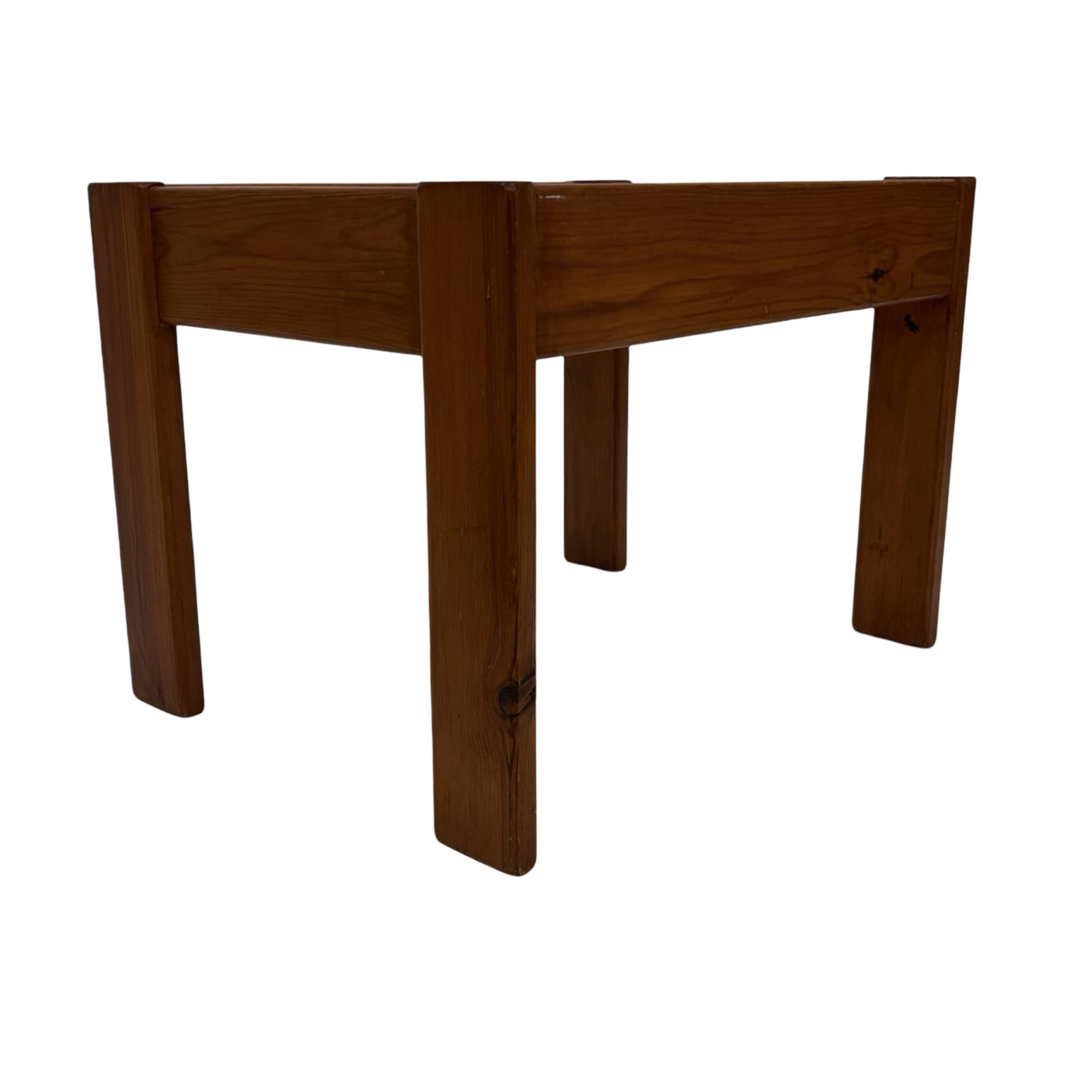 Vintage set of 3 side tables nesting pine wood 60s