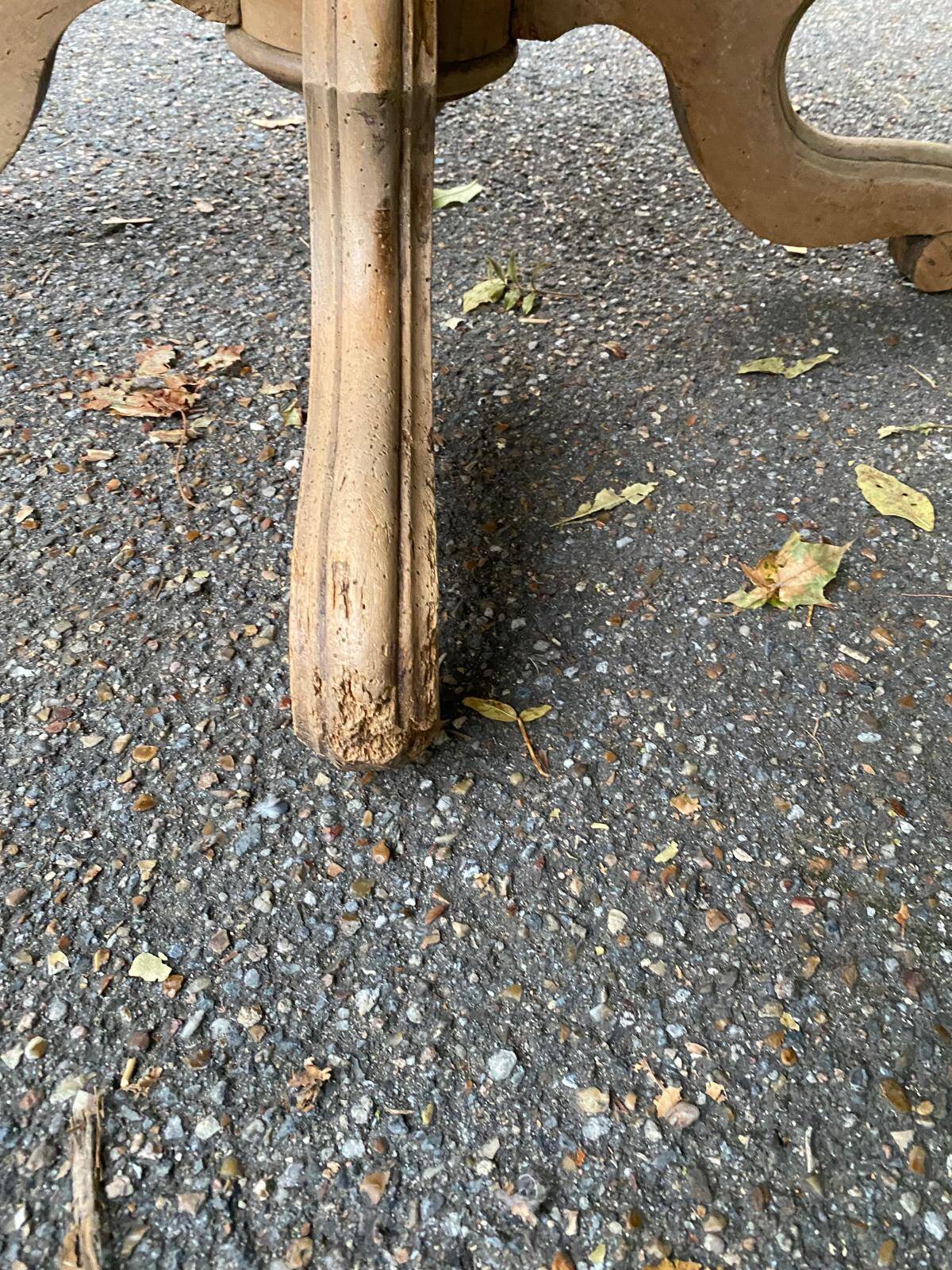 Table à manger ronde pied central extensible en chêne massif du 18ème 210