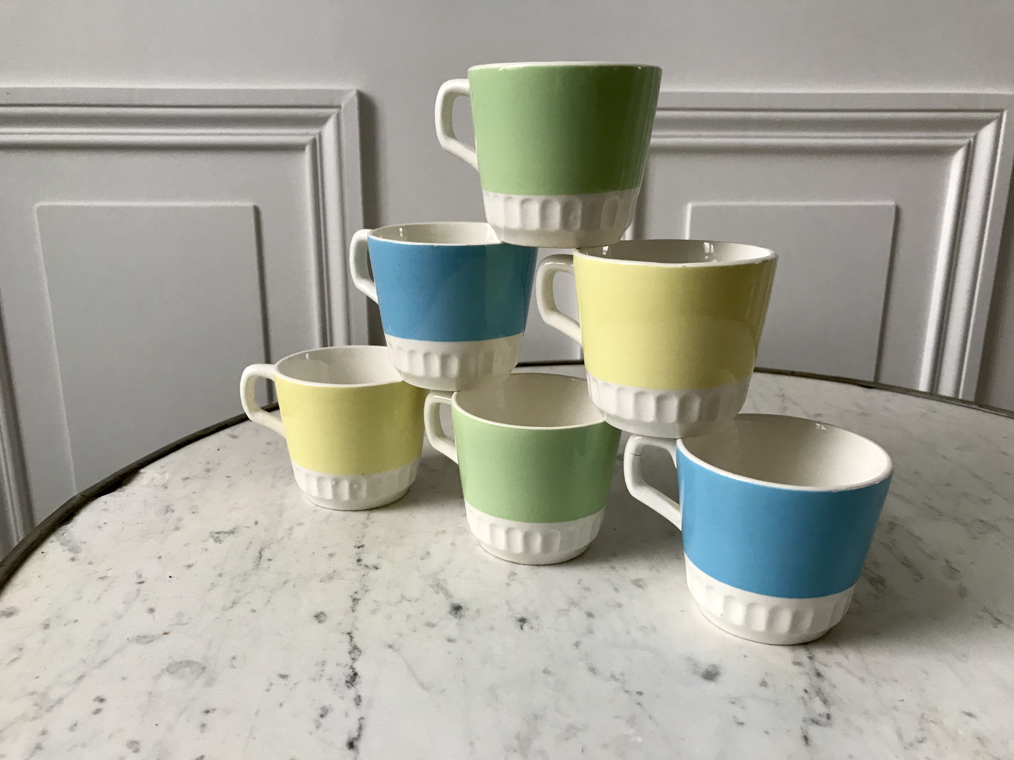 set of 6 colorful coffee cups pop Digoin Sarreguemines 60s