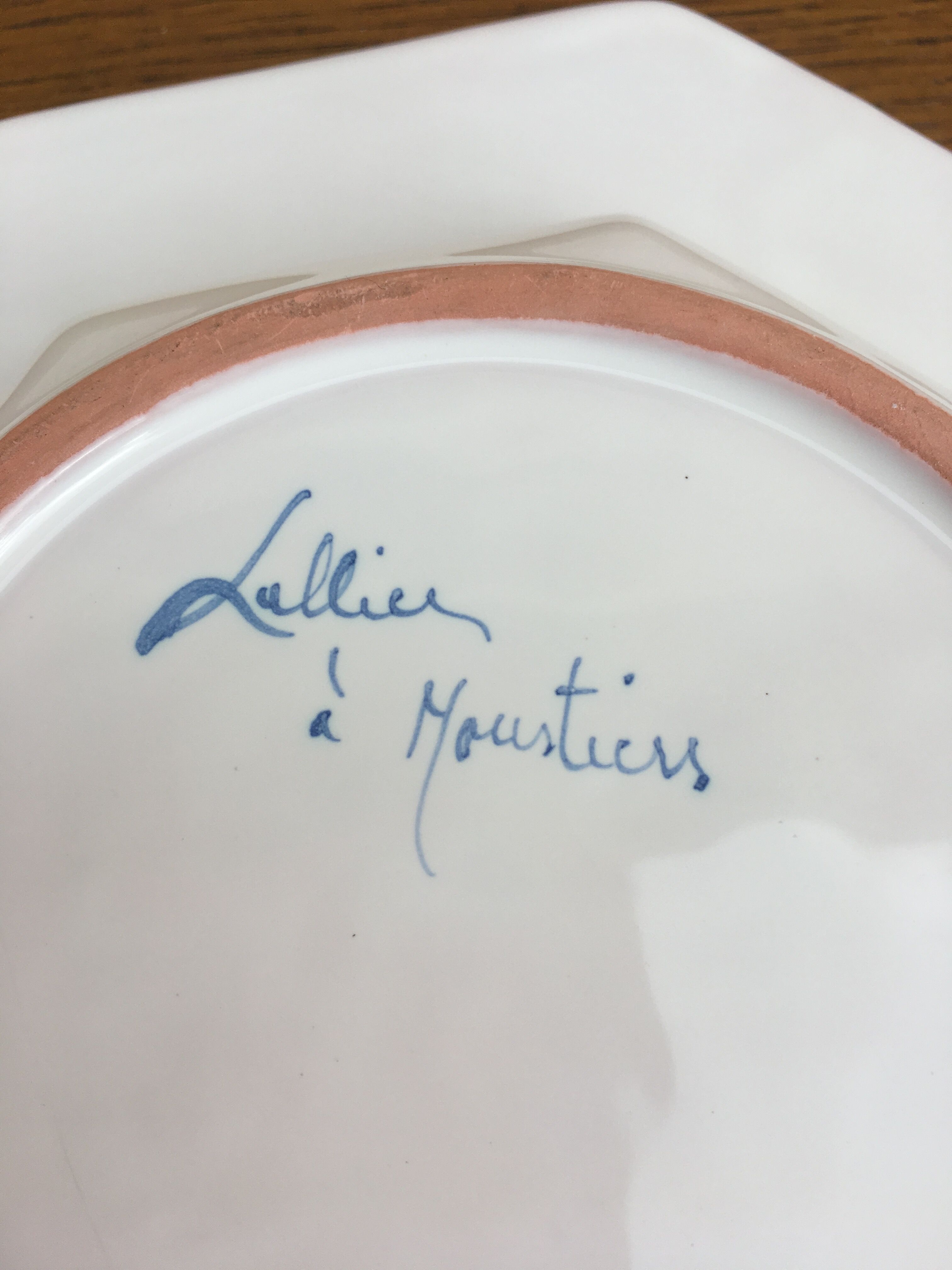 Cendrier signé Lallier à moustiers