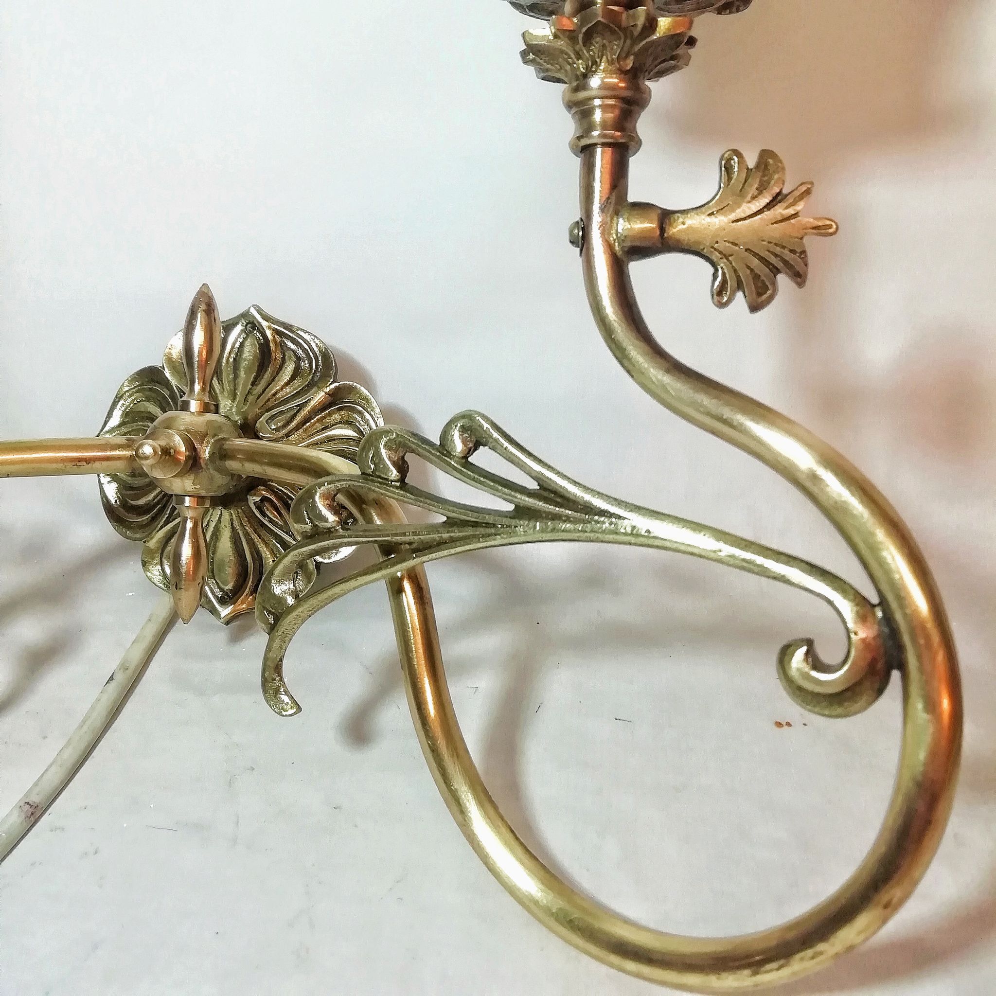 Applique en bronze et le verre art déco  années 1930
