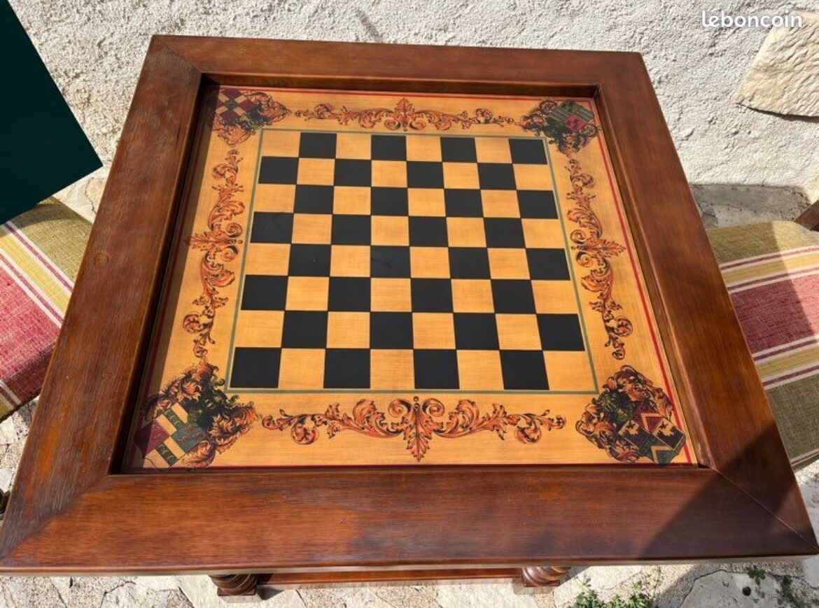 Louis XIII style games table
