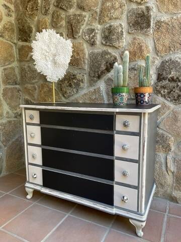Classic chest of drawers Finally