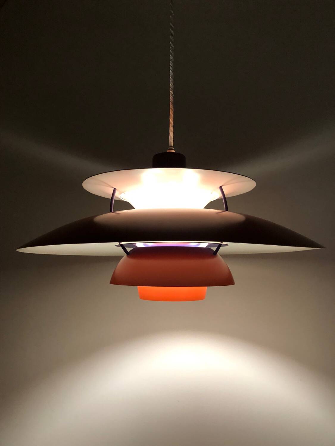 Danish vintage PH5 pendant light (Poul Hennigsen for Louis Poulsen)