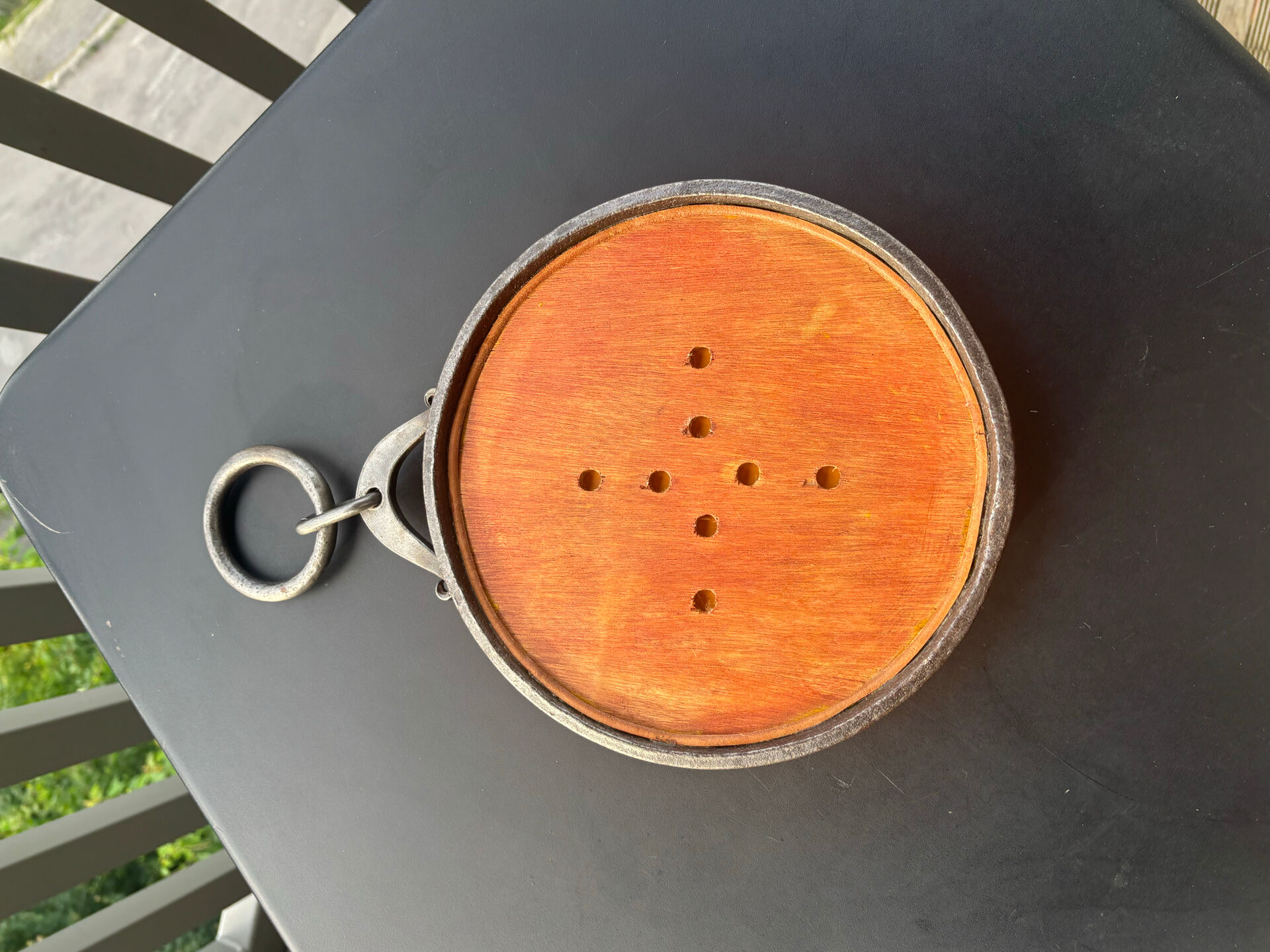 Brutalist "Porthole" Mirror in Wrought Iron by Léopold Gest – 1960s