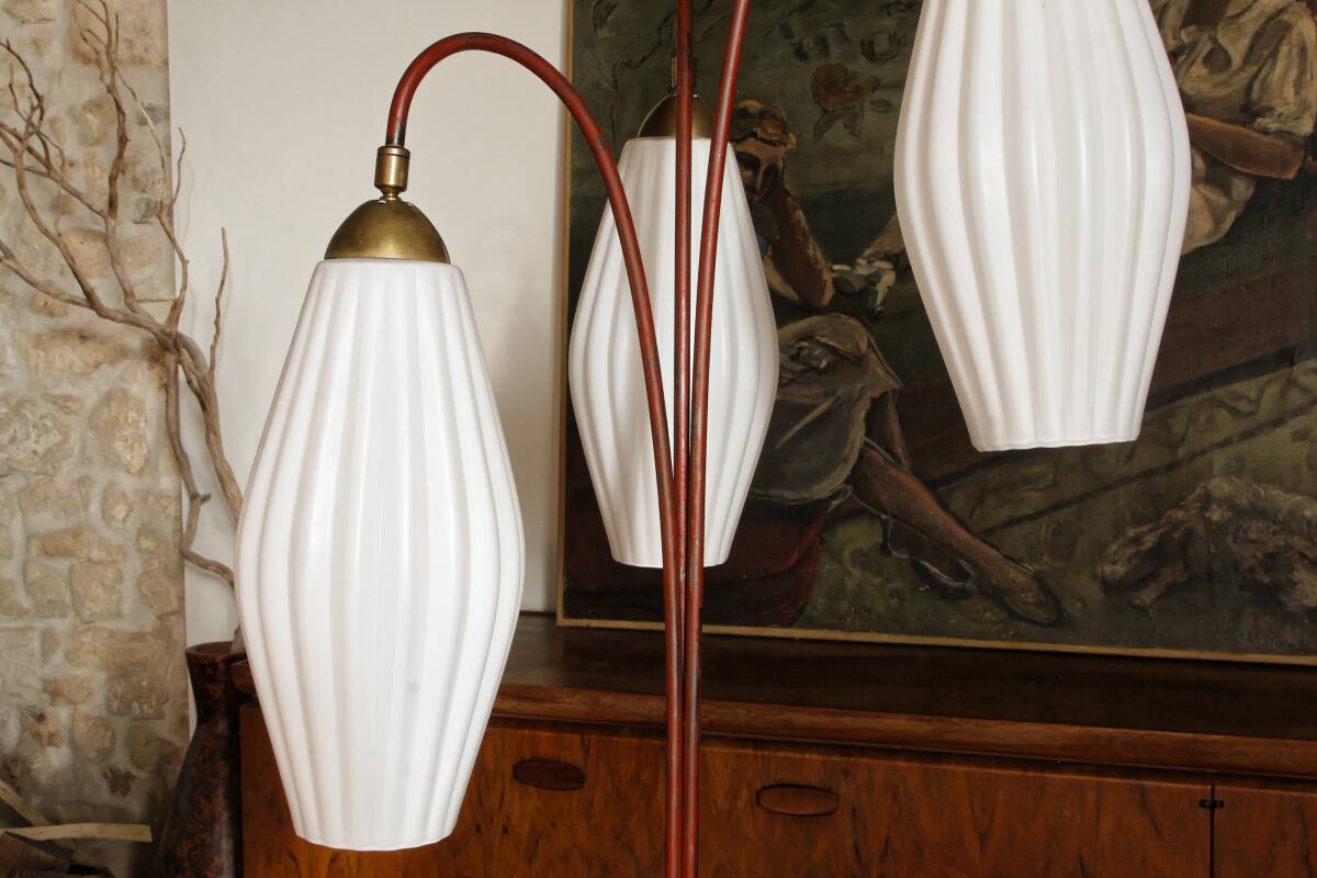 Lampadaire Lunel, 3 tulipes en verre blanc